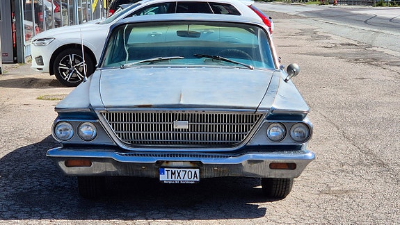Chrysler Newport 2 of 16