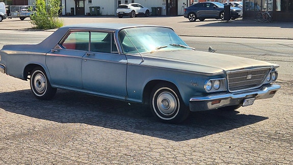 Chrysler Newport 3 of 16