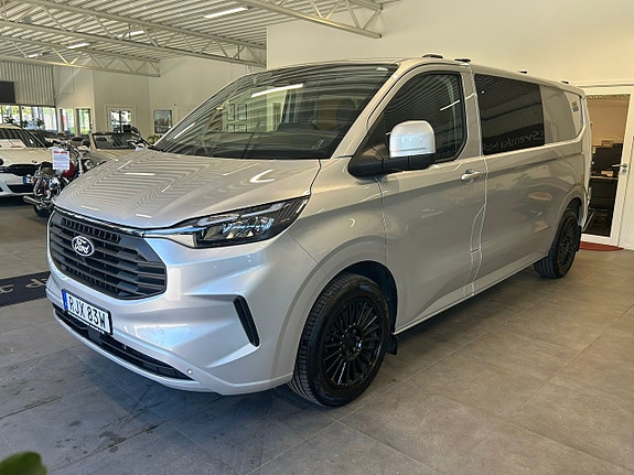 Ford Transit Custom 3 of 5