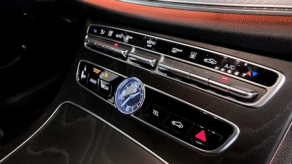 Mercedes-Benz E300 de 11 of 11