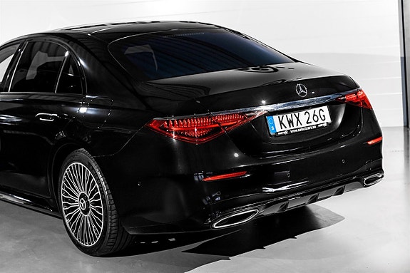 Mercedes-Benz S580 e 27 of 27