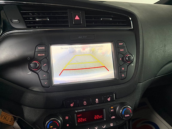 Kia Ceed 15 of 19