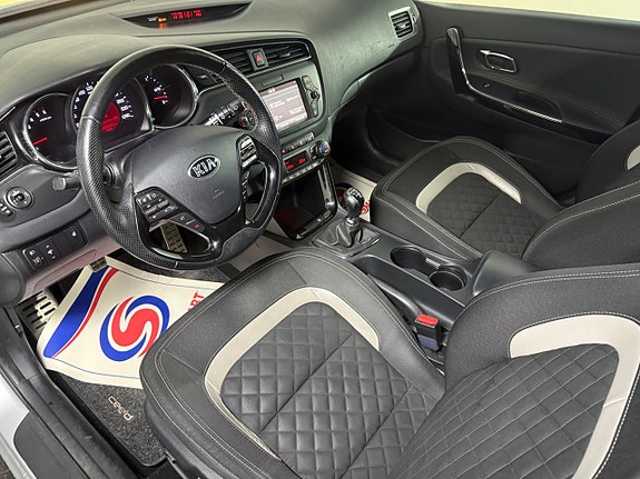 Kia Ceed 9 of 19