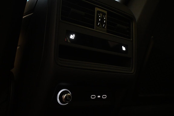 Porsche Cayenne 25 of 26