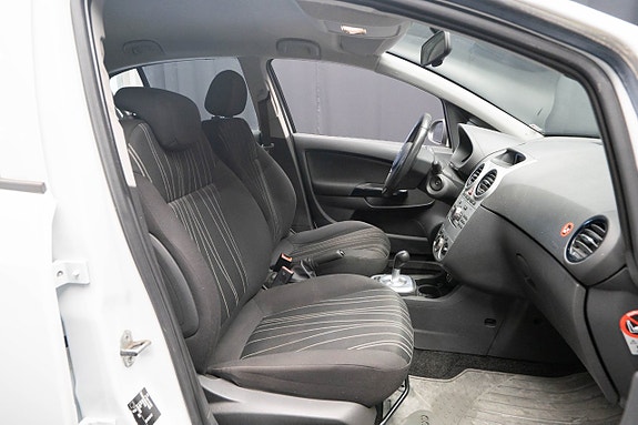 Opel Corsa 14 of 18