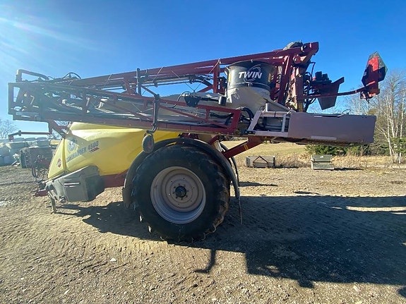 Hardi Commander Twin 4500 2 of 5