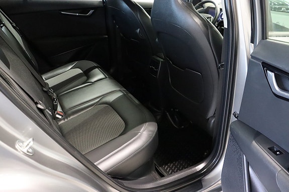 Kia Niro 18 of 25