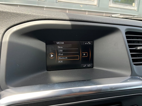 Volvo V60 18 of 25