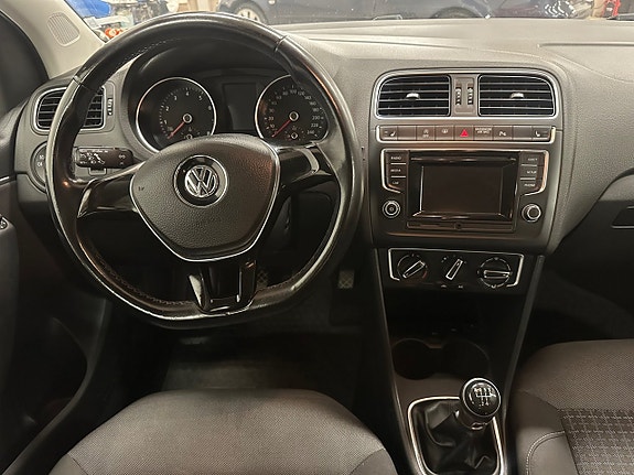 Volkswagen Polo 8 of 10