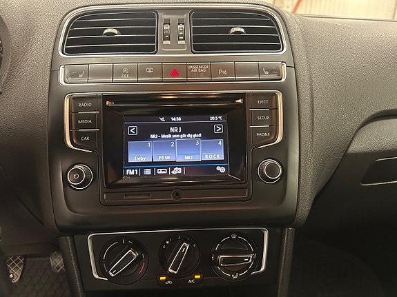 Volkswagen Polo 10 of 10