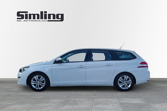 Peugeot 308 SW 3 of 5
