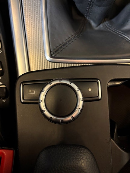 Mercedes-Benz E220 15 of 18