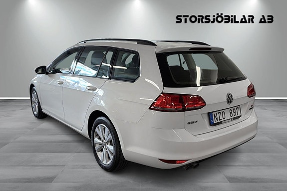 Volkswagen Golf-Serie 5 of 15