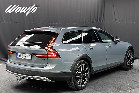 Volvo V90 Cross Country 5 of 5