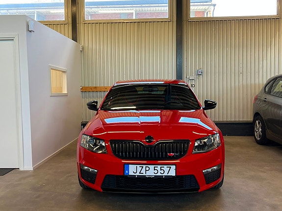 Skoda Octavia RS 3 of 5