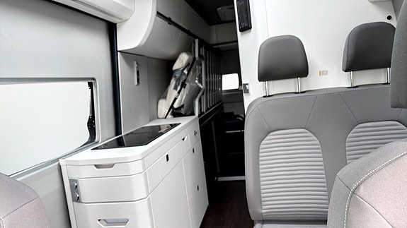 Volkswagen California 11 of 13