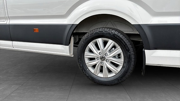 Volkswagen California 6 of 13