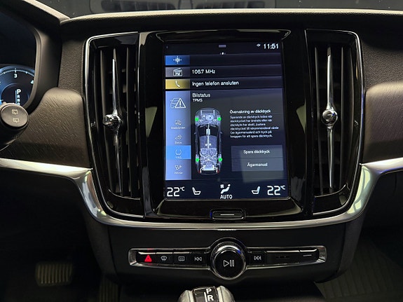 Volvo V90 Cross Country 30 of 30