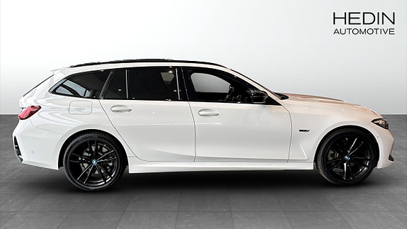 BMW 330xd 6 of 9