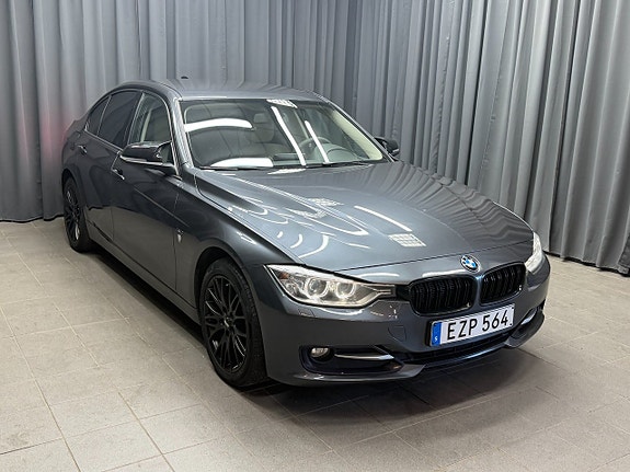 BMW 318d 4 of 17