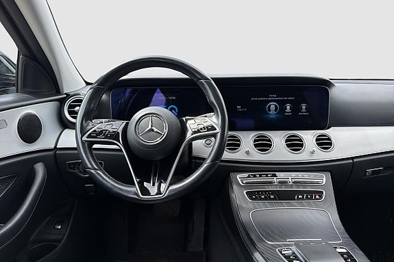 Mercedes-Benz E300 10 of 12