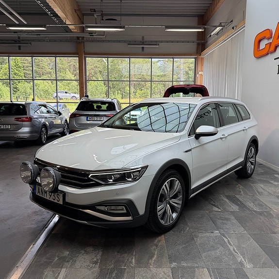 Volkswagen Passat Alltrack 5 of 5