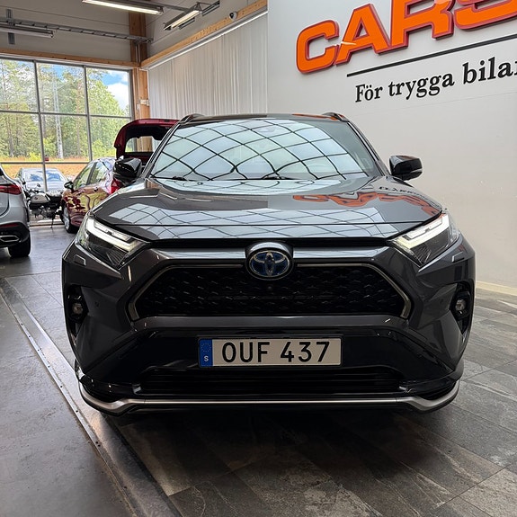 Toyota RAV4 6 of 11