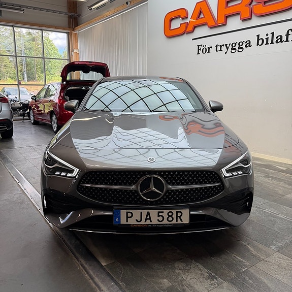 Mercedes-Benz CLA250 e 6 of 11