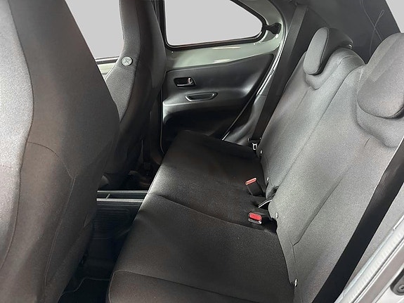 Toyota Aygo X 7 of 12