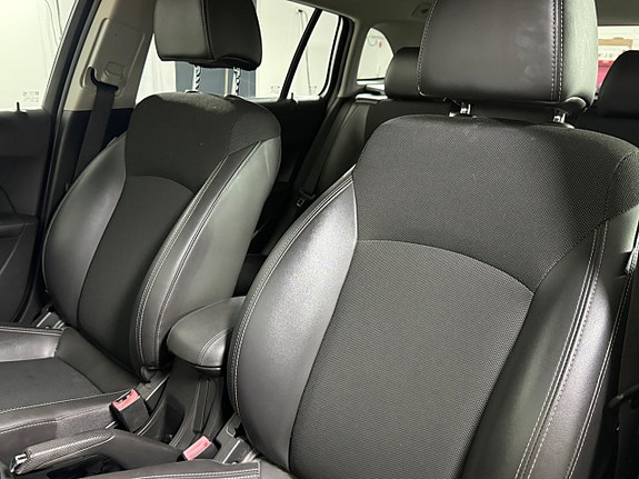 Chevrolet Cruze 10 of 18