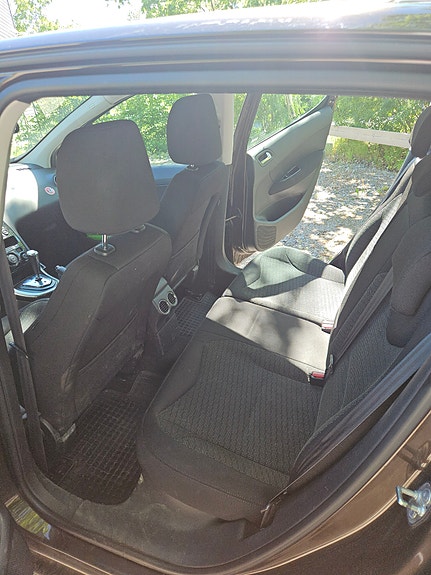 Peugeot 308 8 of 10