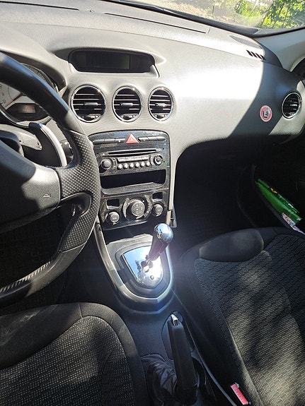 Peugeot 308 9 of 10