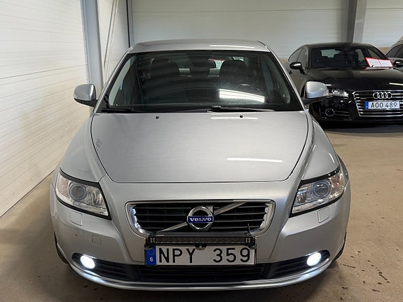 Volvo S40 9 of 21