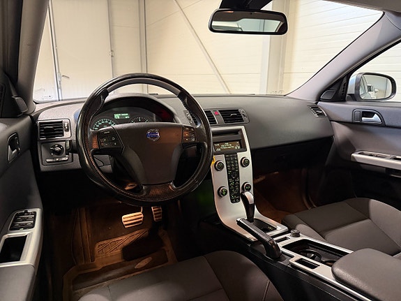 Volvo S40 13 of 21