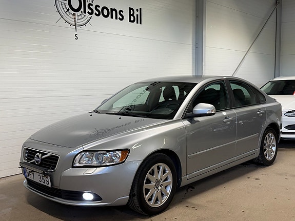 Volvo S40 2 of 21