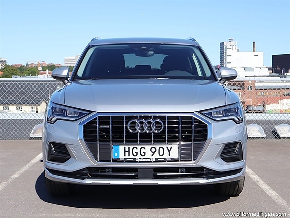 Audi Q3 24 of 24