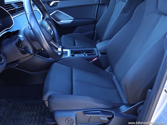 Audi Q3 5 of 5
