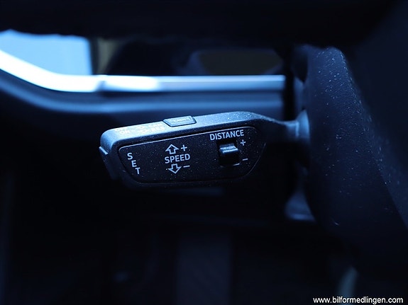 Audi Q3 10 of 24