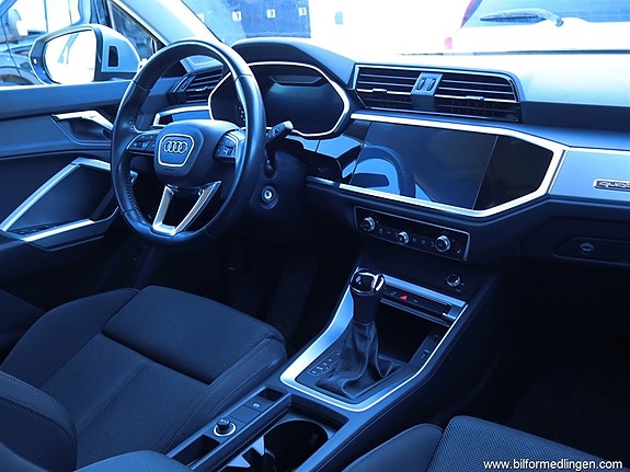 Audi Q3 7 of 24