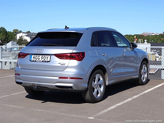 Audi Q3 4 of 5