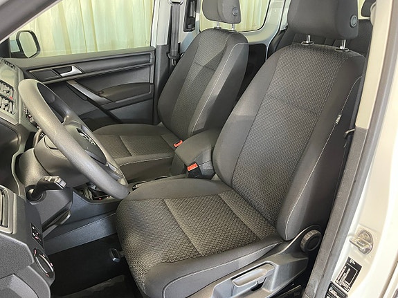 Volkswagen Caddy Maxi 5 of 5