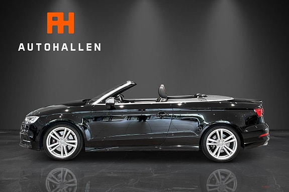 Audi S3 4 of 5