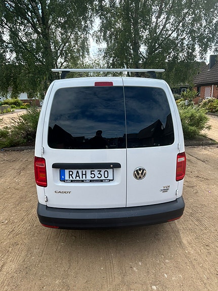 Volkswagen Caddy 3 of 5
