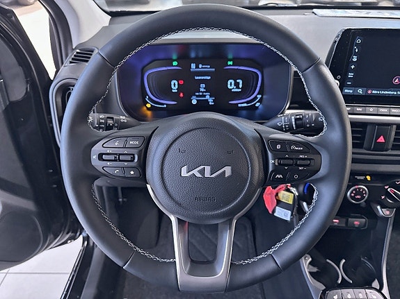 Kia Picanto 15 of 21