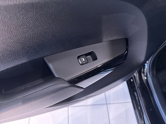Kia Picanto 21 of 21