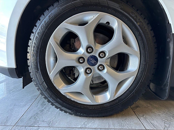 Ford Focus 7 of 19