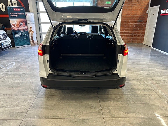 Ford Focus 13 of 19