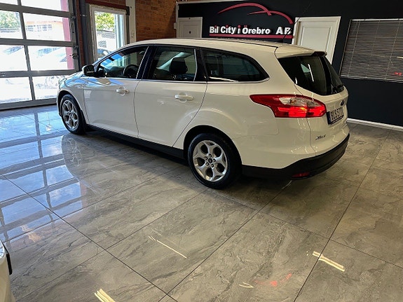 Ford Focus 4 of 5