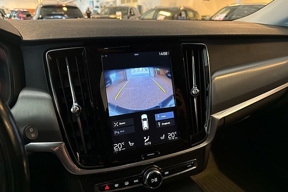 Volvo V90 7 of 17