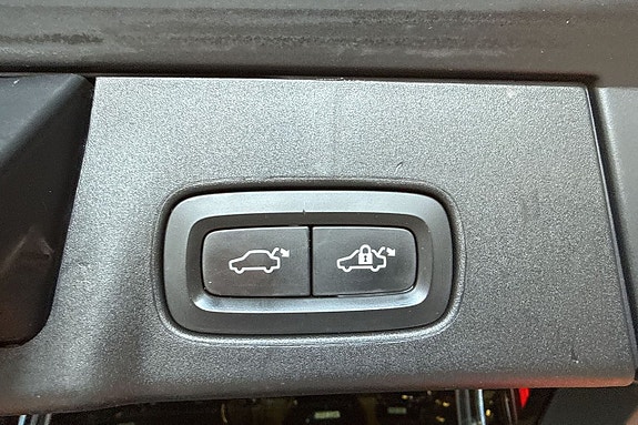 Volvo V90 16 of 17